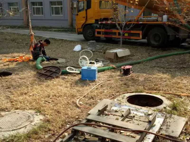 李沧清理隔油池